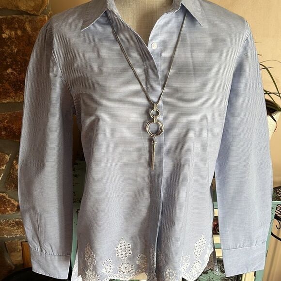 AMANDA Green Women’s Blue And White Striped Long Sleeve Button Up Top Size Small - Picture 16 of 16